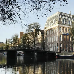 Radisson Blu Hotel, Center Otel